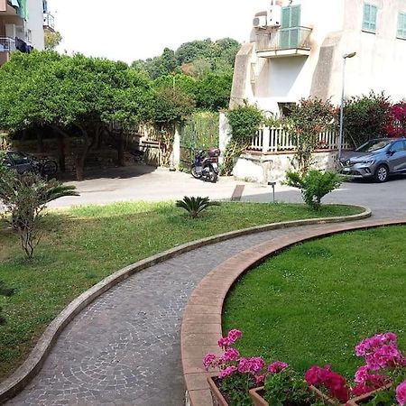 Domus Zagare - Wi-Fi Apartment Baia  Luaran gambar