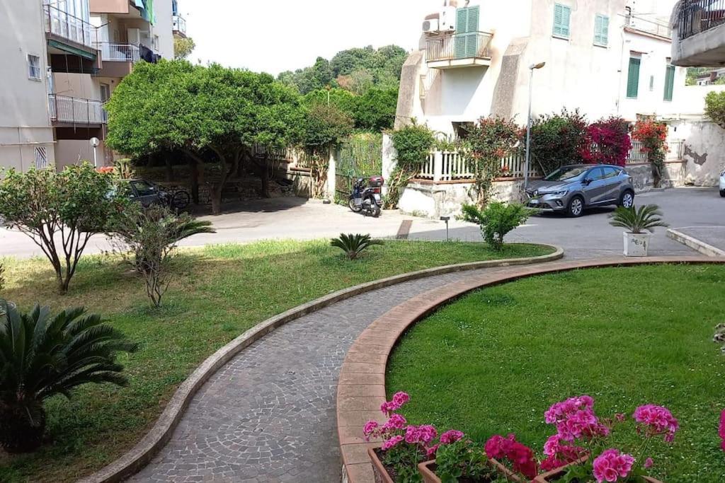 Domus Zagare - Wi-Fi Apartment Baia  Luaran gambar