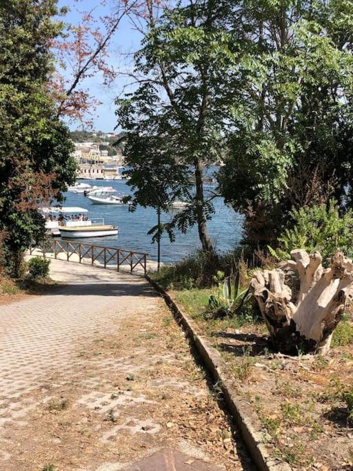 Domus Zagare - Wi-Fi Apartment Baia  Luaran gambar