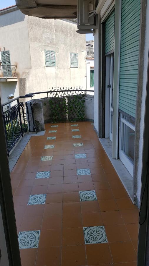 Domus Zagare - Wi-Fi Apartment Baia  Luaran gambar