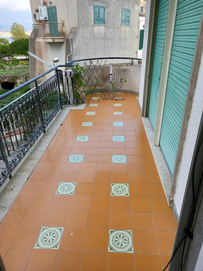 Domus Zagare - Wi-Fi Apartment Baia  Luaran gambar